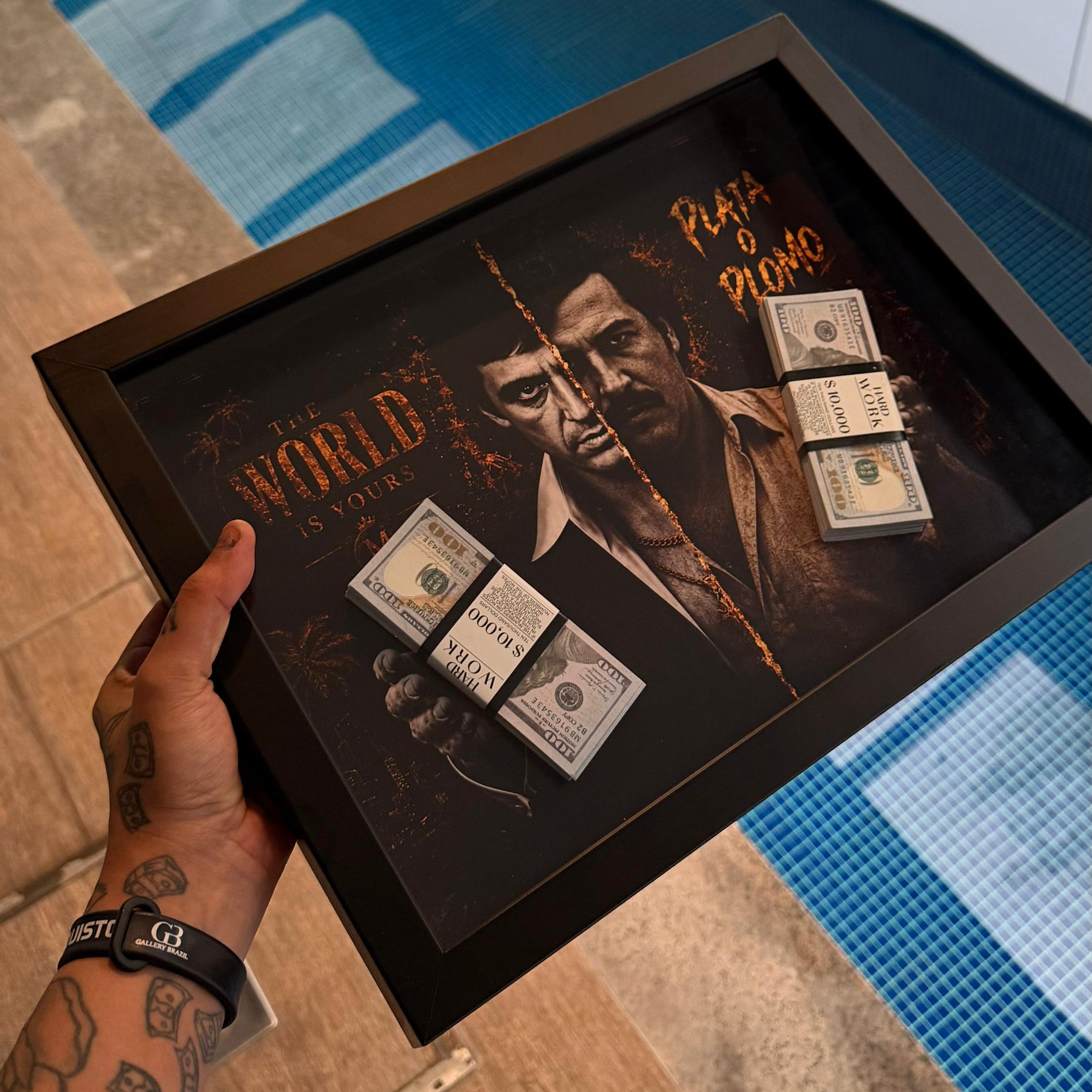 The World Is Yours – Plata o Plomo